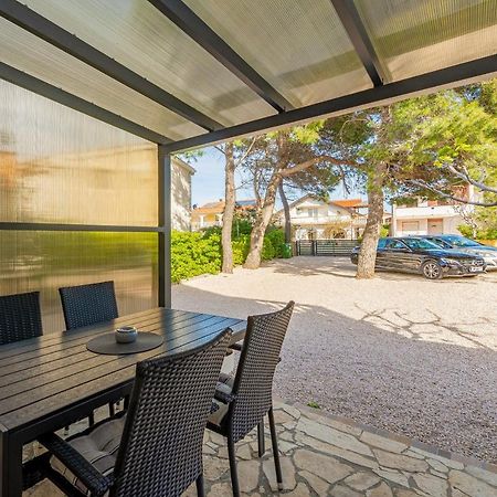 Apartments Villa Agape Vir Ngoại thất bức ảnh