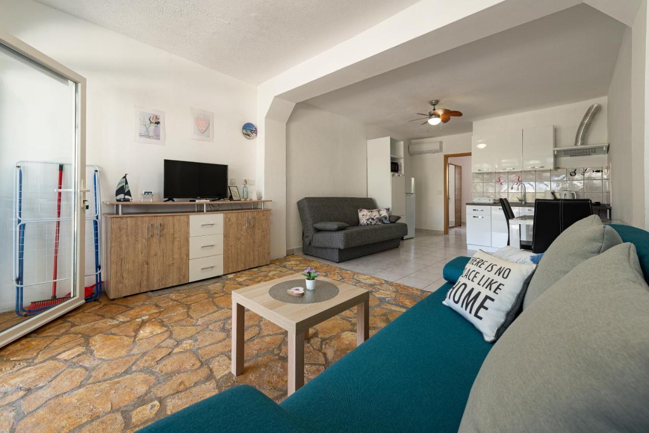 Apartments Villa Agape Vir Ngoại thất bức ảnh